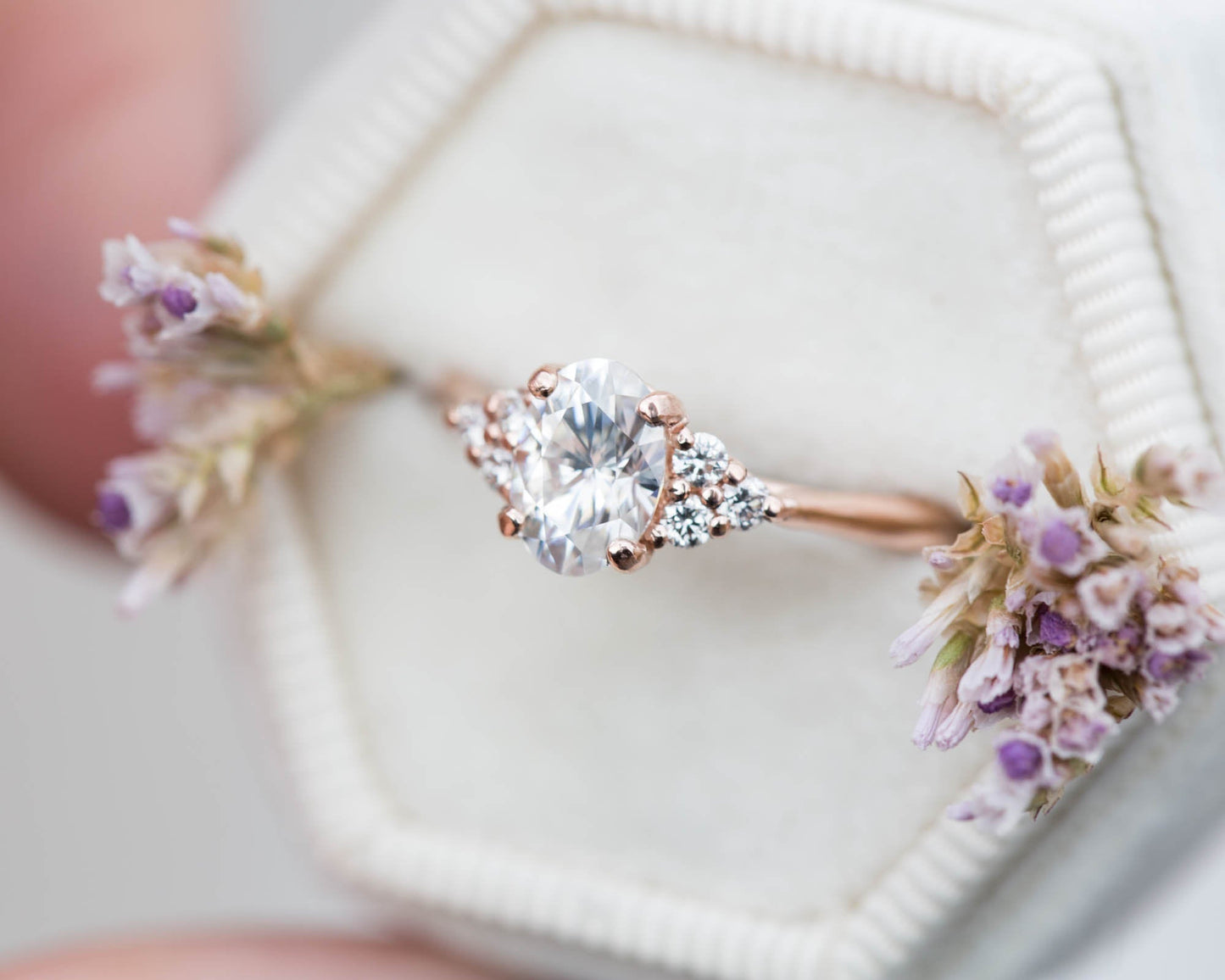 [Oramore Jewelry]7x5mm oval moissanite cluster engagement ring