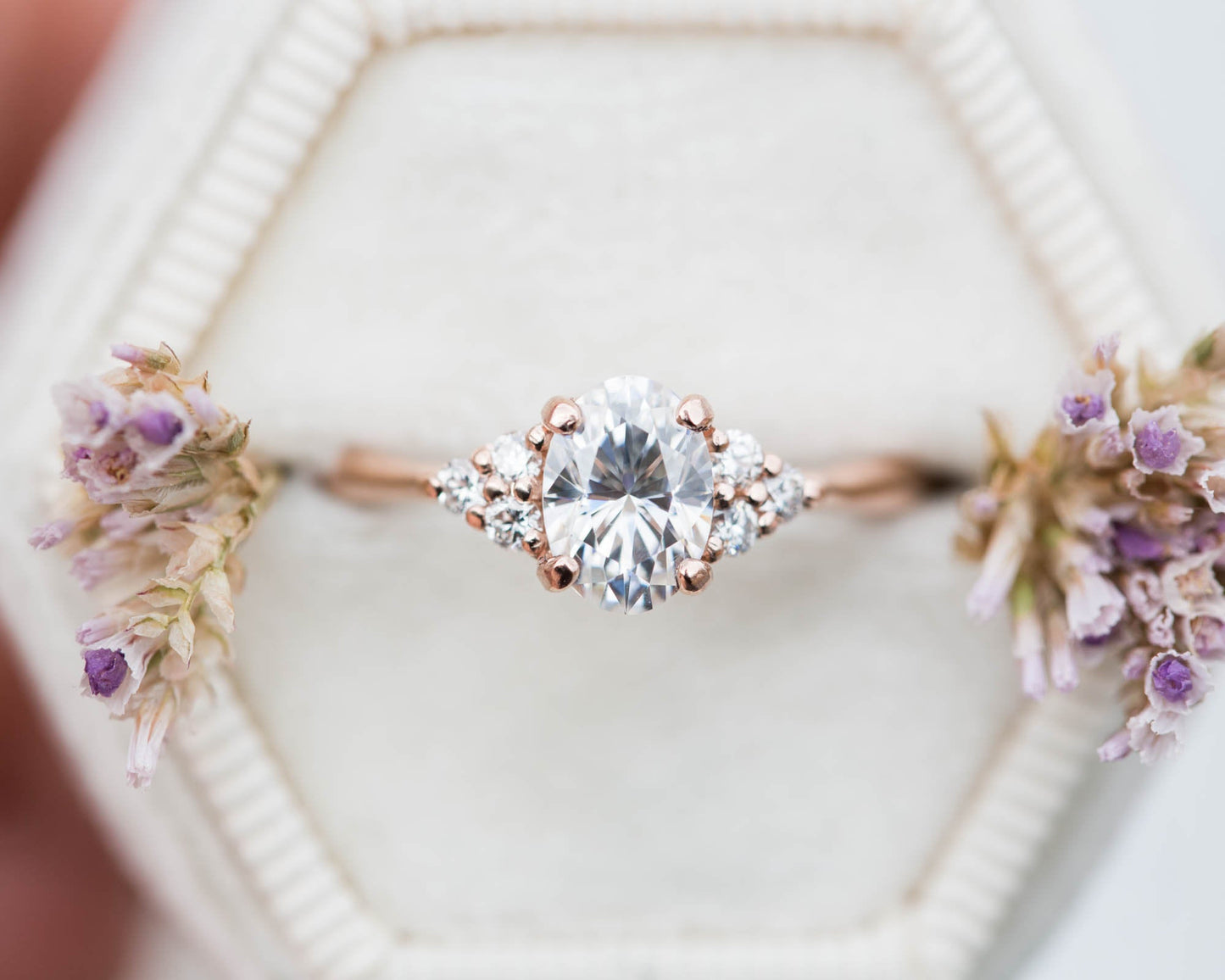[Oramore Jewelry]7x5mm oval moissanite cluster engagement ring